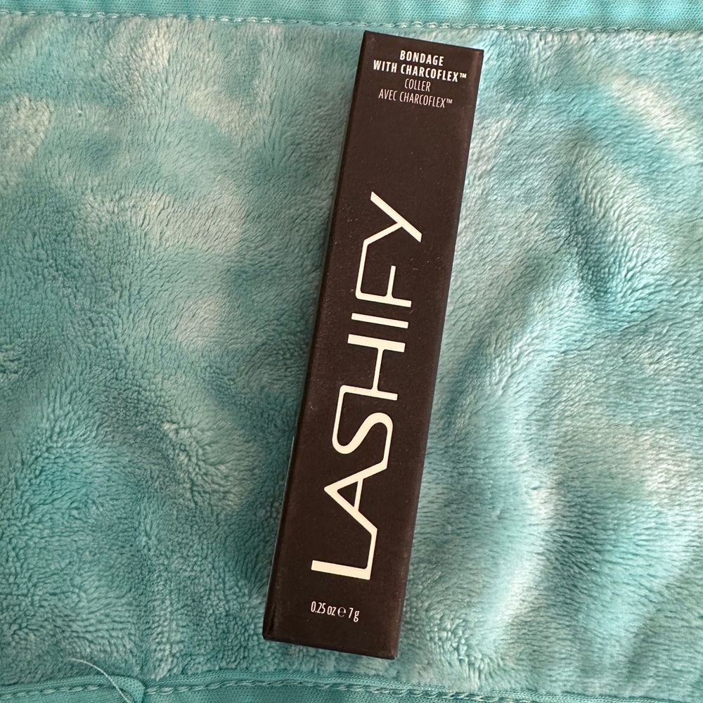 Lashify bondage glue